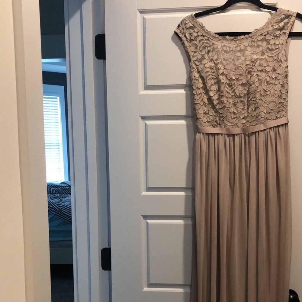David’s bridal formal gown